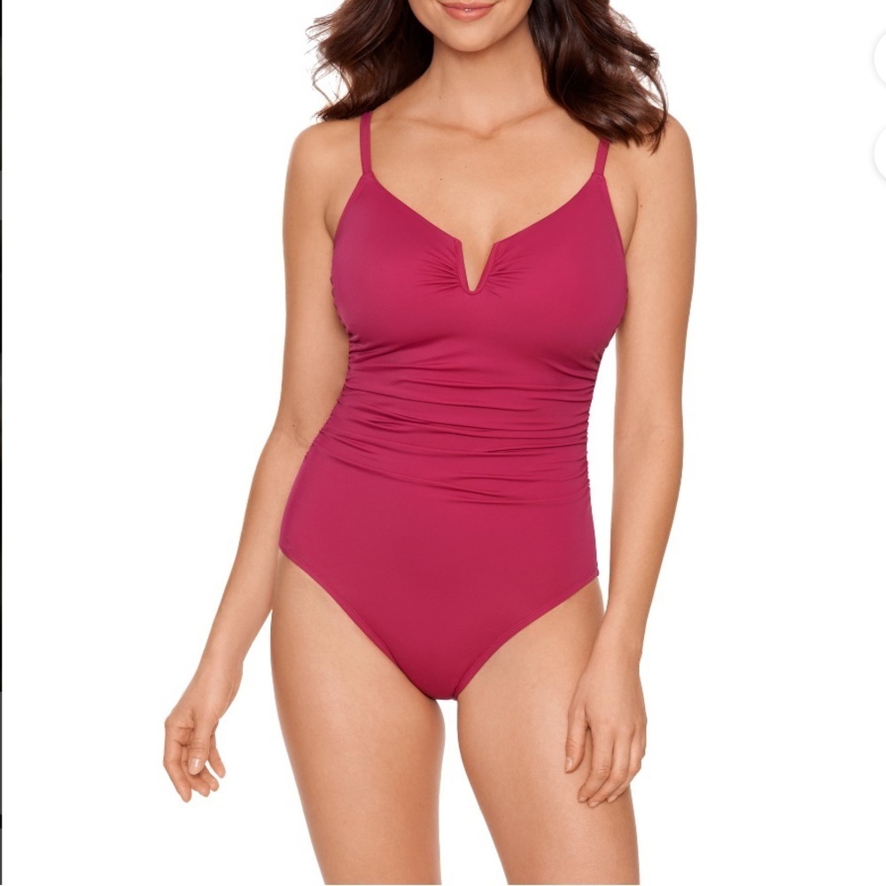 Time and Tru Womens Pink V-Wire One Piece Swimsuit Size Small 4-6